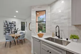 8326 Via Sonoma, La Jolla, CA 92037 - Photo 1