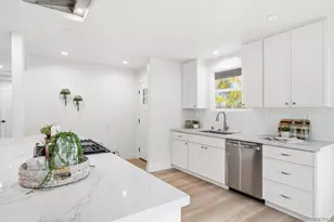 6398 Badger Lake Ave, San Diego, CA 92119 - Photo 11