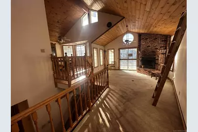  402 Delle Drive, Crestline, CA 92325 - Photo 5