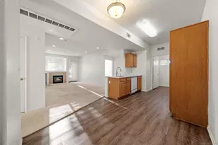 41410 Juniper St, Murrieta, CA 92562 - Photo 5