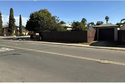  3305 Steel St, San Diego, CA 92113 - Photo 3