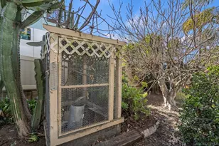 1180 Academy Ln, Vista, CA 92081 - Photo 57