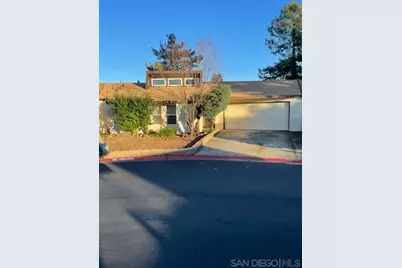  935 W 8th St, Santa Rosa, CA 95401 - Photo 3