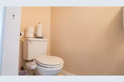  7483 Tooma St # B, San Diego, CA 92139 - Photo 13