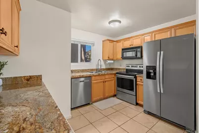  2528 White Oak Pl #3, Escondido, CA 92027 - Photo 3