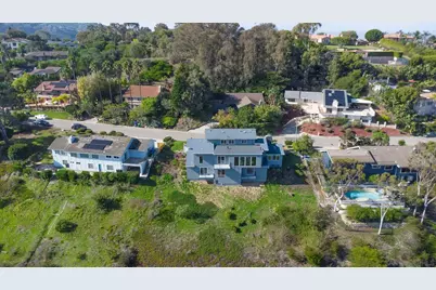  7901 Avenida Kirjah, La Jolla, CA 92037 - Photo 47