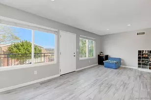 7864 Camino Jonata, San Diego, CA 92122 - Photo 3