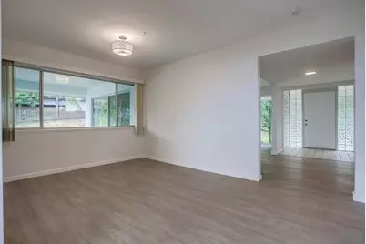  7255 Via Capri, La Jolla, CA 92037 - Photo 27