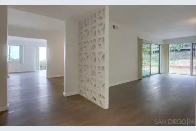  7255 Via Capri, La Jolla, CA 92037 - Photo 9