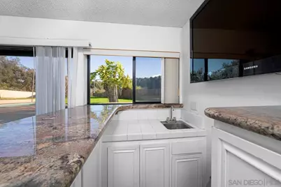  5114 Bloch St, San Diego, CA 92122 - Photo 7