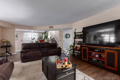  2160 Villa Sonoma Gln, Escondido, CA 92029 - Photo 5