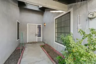 1402 Hancock, San Jacinto, CA 92583 - Photo 3