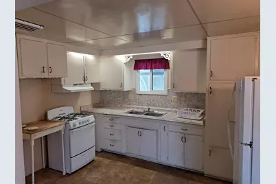  2 Bahia Ln, Oceanside, CA 92058 - Photo 9