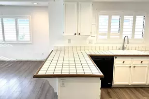 39607 Firethorn Ct, Murrieta, CA 92563 - Photo 3