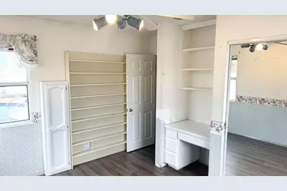  39607 Firethorn Court, Murrieta, CA 92563 - Photo 23