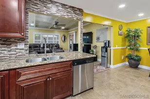 10343 Greenford Dr, San Diego, CA 92126 - Photo 11