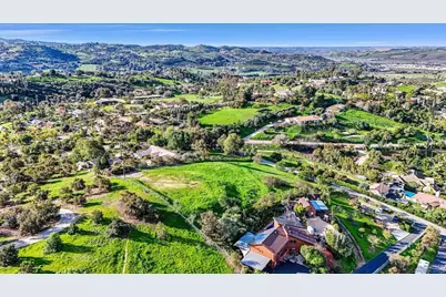  32039 Via Vera, Bonsall, CA 92003 - Photo 11