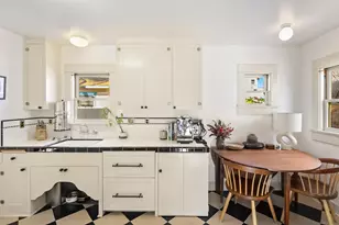 1975 Bacon St, San Diego, CA 92107 - Photo 11