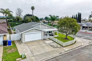 10945 Polaris Dr, San Diego, CA 92126 - Photo 47