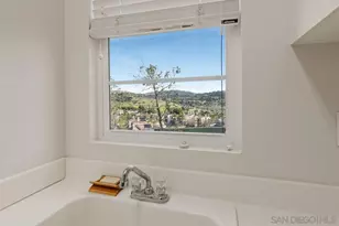 6376 Huntington Dr, Carlsbad, CA 92009 - Photo 25