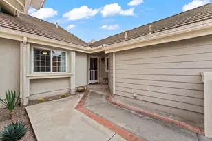 1938 Spyglass Cir, Vista, CA 92081 - Photo 5