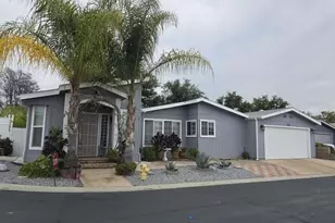 1410 Martinique Dr, Hemet, CA 92543 - Photo 1