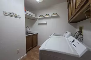 1410 Martinique Dr, Hemet, CA 92543 - Photo 13