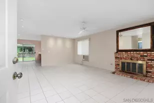 4445 Sunburst Dr, Oceanside, CA 92056 - Photo 5