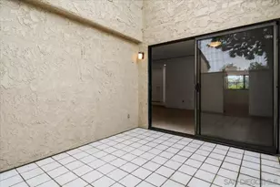 8725 Caminito Abrazo, La Jolla, CA 92037 - Photo 7