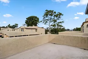 8725 Caminito Abrazo, La Jolla, CA 92037 - Photo 59