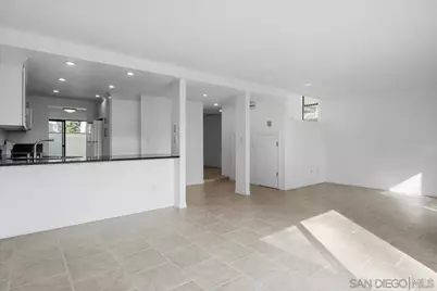  8725 Caminito Abrazo, La Jolla, CA 92037 - Photo 13