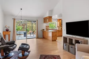 2726 Naples Ct, Carlsbad, CA 92010 - Photo 19