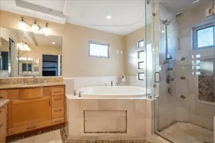 750 Island Ct, San Diego, CA 92109 - Photo 9