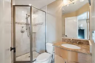750 Island Ct, San Diego, CA 92109 - Photo 15