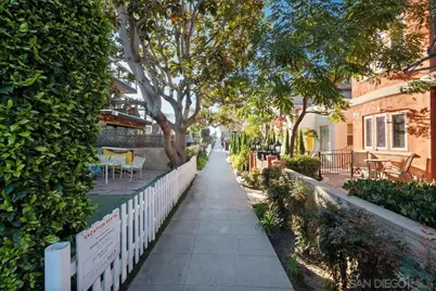  750 Island Court, San Diego, CA 92109 - Photo 21