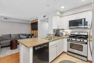 3182 Cabrillo Bay Ln, San Diego, CA 92110 - Photo 5