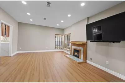  12486 Lomica Drive, San Diego, CA 92128 - Photo 5