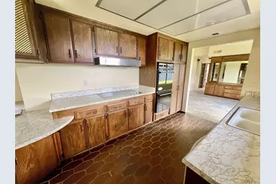  10361 Old Castle Rd, Valley Center, CA 92082 - Photo 11