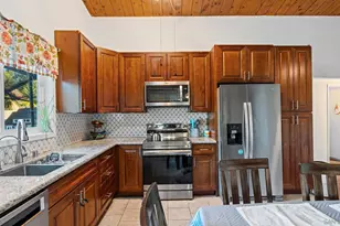 9144 Fanita Rancho Rd, Santee, CA 92071 - Photo 11