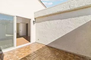 8988 Caminito Verano, La Jolla, CA 92037 - Photo 19