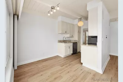  4013 Crown Point Dr #2, San Diego, CA 92109 - Photo 15