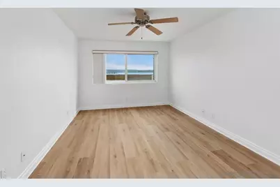  4013 Crown Point Dr #2, San Diego, CA 92109 - Photo 19