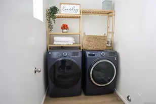 454 Creekside Circle, San Diego, CA 92114 - Photo 5