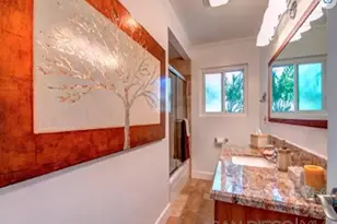 5512 Candlelight Dr, La Jolla, CA 92037 - Photo 15