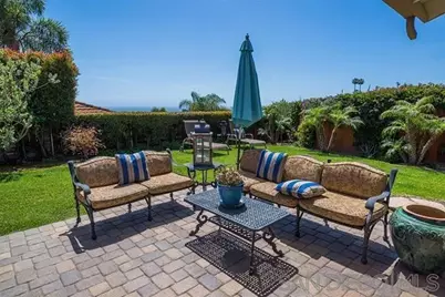  5512 Candlelight Drive, La Jolla, CA 92037 - Photo 3