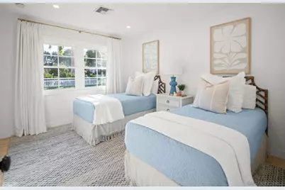  909 1st St, Coronado, CA 92118 - Photo 23