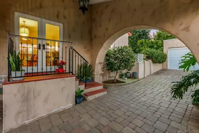  3647 Hyacinth Dr, San Diego, CA 92106 - Photo 21