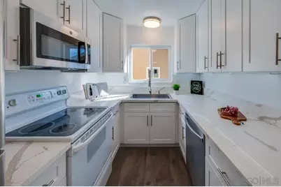  10532 Caminito Rimini, San Diego, CA 92129 - Photo 15