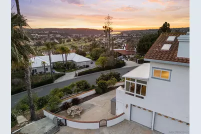  7340 Bolero St, Carlsbad, CA 92009 - Photo 5