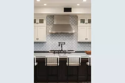  18085 Via Roma, Yorba Linda, CA 92886 - Photo 3